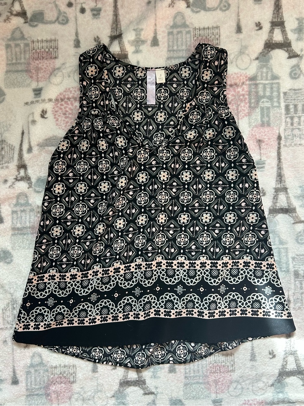 Alya Black and Cream Geometric Print V-Neck Camisole